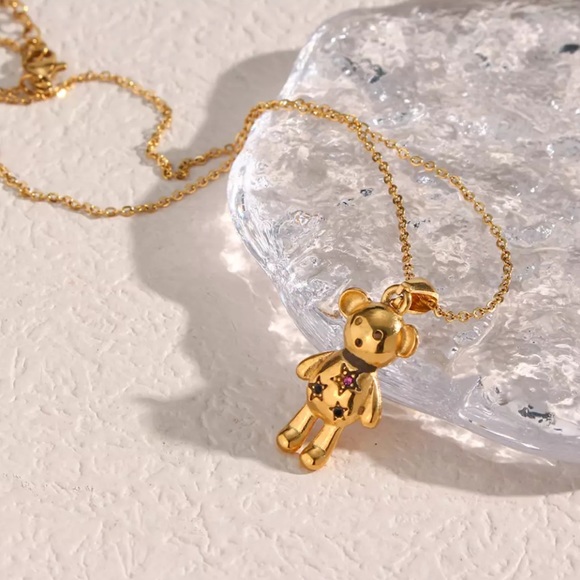 NEW 18K GOLD CUTE BEAR PENDANT NECKLACE, NICE NECKLACE, CUTE NECKLACE - Picture 2 of 5